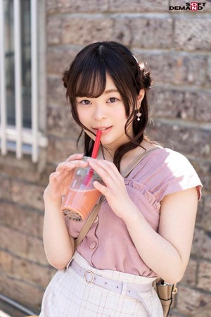 愛され純朴顏でFカップのたゆゆん美巨乳という男に大切にされるタイプの女の子がAVに!