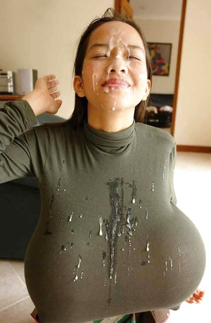 パイスラもぶっかけも！デカパイ女子の着衣巨乳画像！ 14
