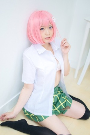 画像：【清楚系ビッチ】JKにバニーにメイド！このレイヤーさん顔面偏差値高いっすwww 14枚