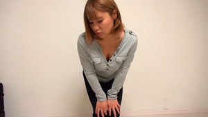 ノーブラ女子がTシャツ脱ぐときに『プリンっ』って飛び出るおっぱい！このフェチＡＶテンションあがりますなｗｗｗ