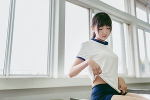 体操服の女の子が見せる生足と青春ボディのエロス！ 5