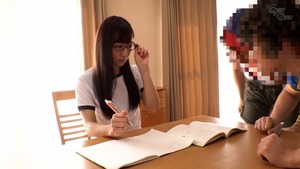 清楚メガネでエロ尻なお姉ちゃんがショタち〇ぽでメスの本能開花しちゃってビッチ化ｗｗｗｗ 1