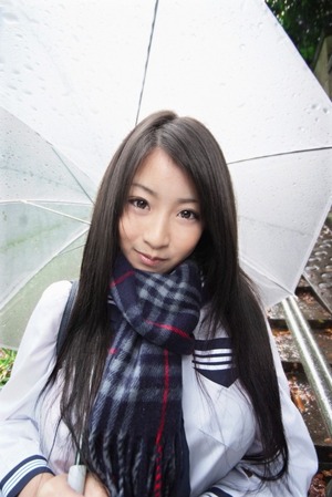 【清楚系ビッチ】黒髪美少女JKを肉便器扱いな生オナホセクロス画像www 14