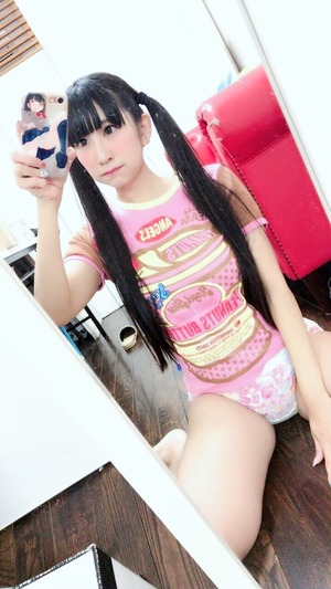 画像：さらさらツインテールが似合う貧乳顔でこの肉々しい体はギャップエロスですなw 11枚