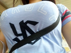 股間直撃型ボディちゃんの乳袋やパイスラな着衣巨乳画像！ 10