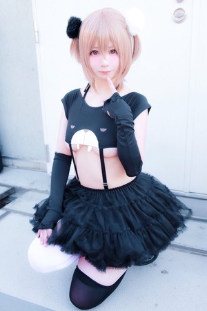  ロリ顔で巨乳！しかも下乳アピールのエロコスがしゅごいコスプレイヤー画像！