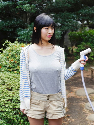 むにゅんとたわわ！癒し系巨乳・桐谷まつりちゃんのノーブラタンクトップなほっこりエロス画像！ 7