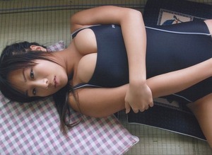 お尻に太ももにwローションセクロスを楽しみたいスク水女子画像！ 19