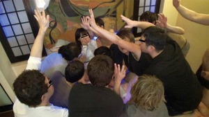 画像：【強制ビッチ化】ガチ泣きしてるじゃないですかwww普通のラブホで輪姦撮影www 7枚