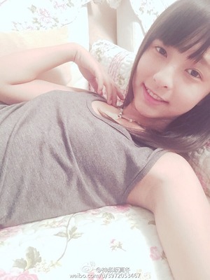 【清楚系ビッチ】ロングヘアな美少女のエロコス＆自撮りはイイね！ 26