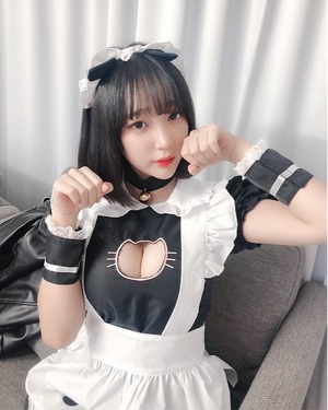 エロかわいいメイドコーデな女の子のエロス画像！ 10