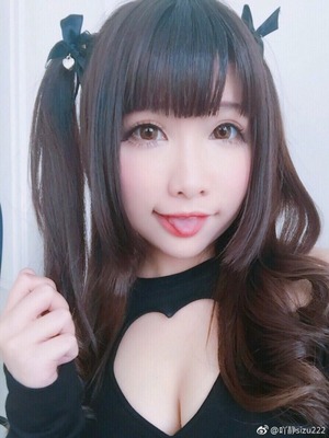 画像：【清楚系ビッチ】おっぱいデカくてカワイイコスプレイヤーの自撮りとエロコスw 23枚