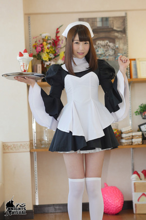 【清楚系ビッチ】メイド服が似合う黒髪美少女が従順ご奉仕フェラで連続ザーメン抜きwww 12