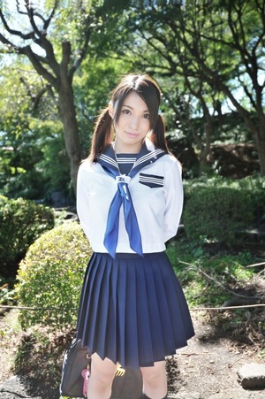 【清楚系ビッチ】黒髪美少女JKを肉便器扱いな生オナホセクロス画像www 26