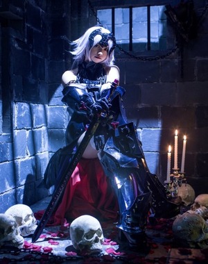 画像：最近まとめブログで話題になった美少女のFGO、アズレン、コスプレ画像！ 5枚