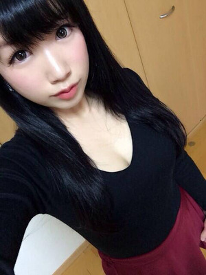  巨乳ちゃんの柔らかそうな胸の膨らみwww着衣巨乳画像！パイスラ有り！ 15
