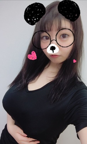 【人気記事】乳袋が凄いwwwこのセフレ顔爆乳ちゃんのオッパイ自撮りが全力すぎwww 8