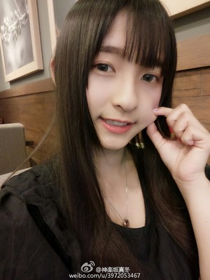 【清楚系ビッチ】ロングヘアな美少女のエロコス＆自撮りはイイね！ 22