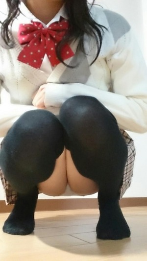  こやつできるぞwwwJK制服に子供パンツでエロ自撮りする素人JDがイイ！