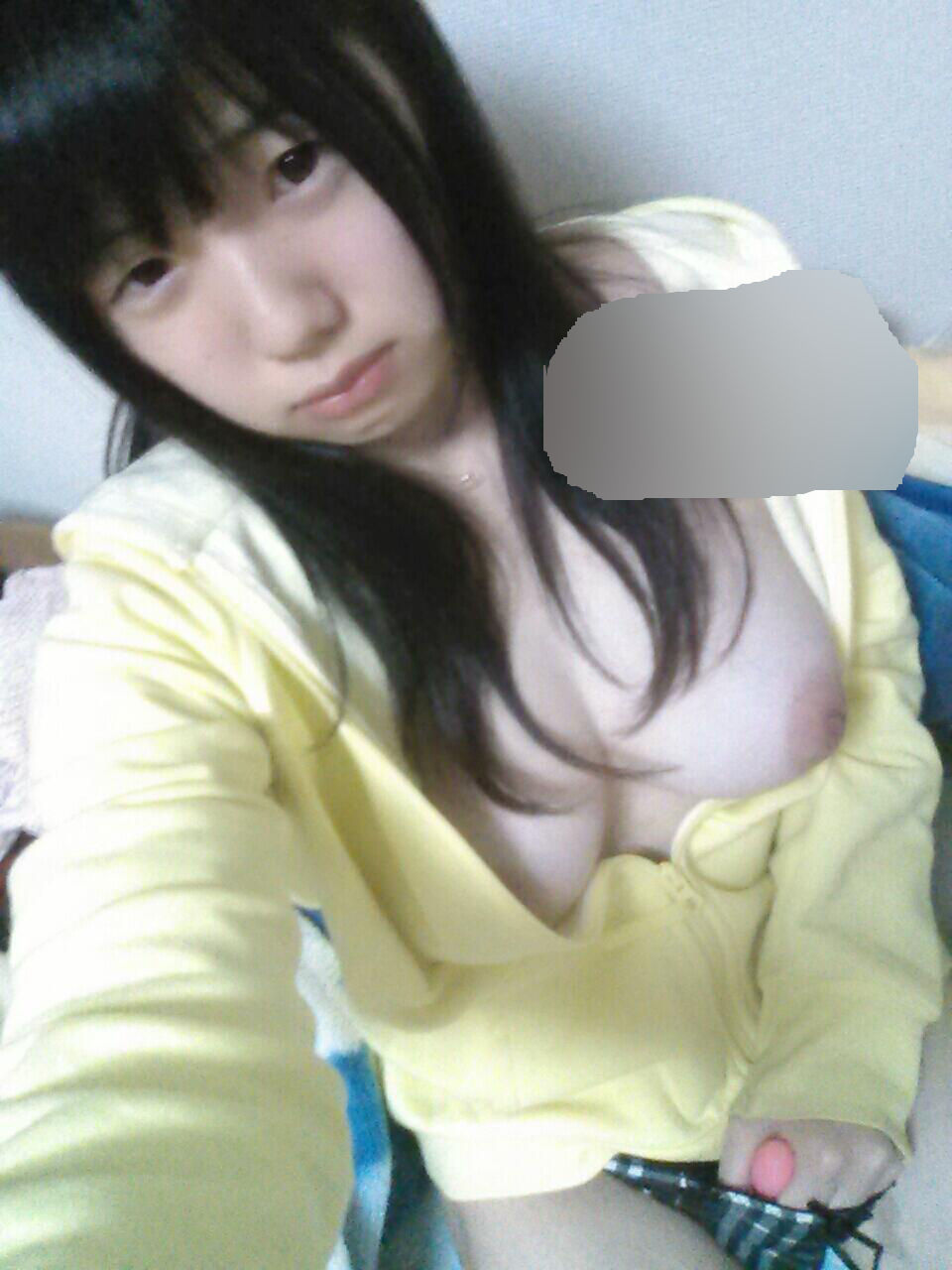 清楚系ビッチ 黒髪素人のナイスなおっぱい写メがこちらです の図 清楚系ビッチのエロ画像 動画ブログ