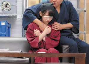 居酒屋バイトの新人ちゃん、店長のパワハラセクロスで屈辱の更衣室アクメｗｗｗ
