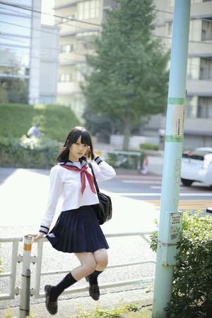 画像：【清楚系】みんな大好きな清く正しい美少女JKの透明感あふれる画像！ 25枚