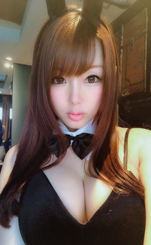 あらいいですねｗｗｗぷりケツ＆デカパイなバニーガールさん画像！ 8