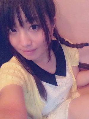  巨乳ちゃんの柔らかそうな胸の膨らみwww着衣巨乳画像！パイスラ有り！ 20