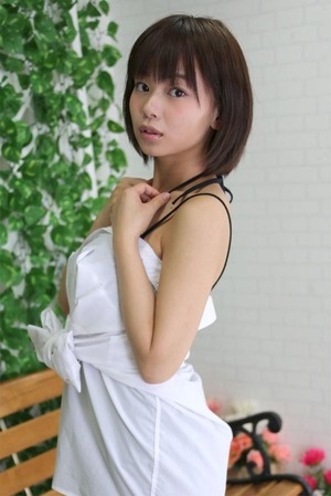 【おっぱいビッチ】JS４ですでにCカップだった巨乳小学生の現在→爆乳グラドルに！ 9