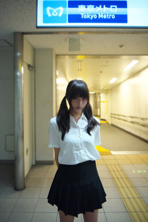 【清楚系ビッチ】清潔感とエロスを兼ね備えてるJKエロス画像！ 11
