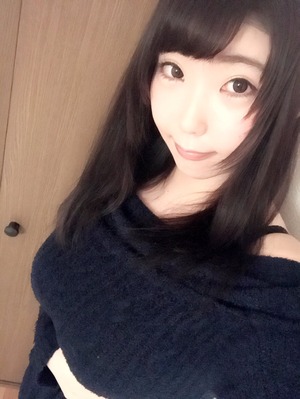 【人気記事】乳袋が凄いwwwこのセフレ顔爆乳ちゃんのオッパイ自撮りが全力すぎwww 2