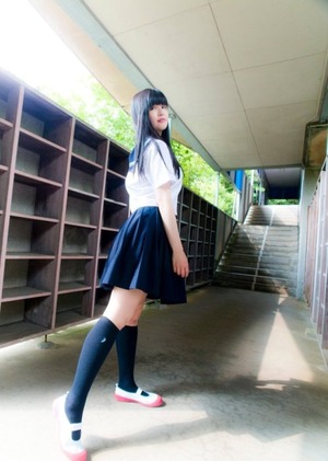 制服にブルマ！上履き履いてて青春感↑↑なエロス画像！ 11