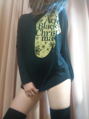 【清楚系ビッチ】ニーソ着用絆創膏ニプレスの自撮り女子がUPした生々しいエロス画像！ 11