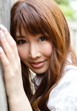 ゆるふわ髪のお嬢様が白ブラウスの中にデカチチを隠してやがったwww 1