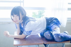 ひかえめオーラの黒髪ショート美少女のはにかみ水着画像www 11