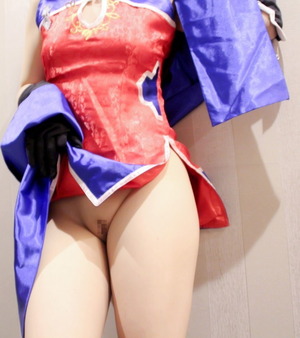 これは美ま○こ！剃り跡のない天然パイパン娘のスジと美尻！ 5