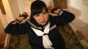 いいなりJKを手に入れたから制服姿と手錠でハメ撮りw 10