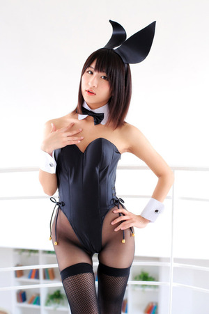 【清楚系ビッチ】性的な奉仕が上手そうなメイド＆バニーガールのエロ画像！ 8