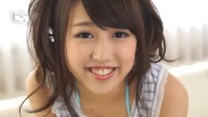 乳首ビンビンwwwアイドル顔なパイパン低身長な生オナホ系女子のセクロス画像！　