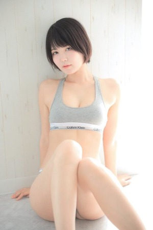 湿度の高い夜に一服の清涼剤。スポブラ女子の爽やかキュートなエロス！ 4