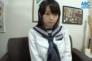 気弱顏でこの美爆乳！ぱつんぱつんのデカパイJKにフル勃起チ〇ポで情熱ピストン！