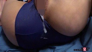 ロリ顏美巨乳な１９歳！ＡＶ出演で初めての中出し＆複数プレイ！ 9