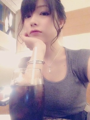画像：乳袋にパイスラ！みんな大好きおっぱいニット画像！ 4枚