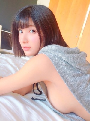ホルスタイン感↑↑デカパイ女子のたわわな横乳アングルはイイネ！ 13