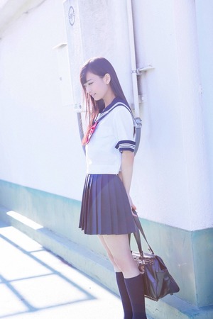 【清楚系】JKの制服エロス！夏の日差しでこそ輝く透明感がある！ 15