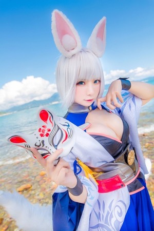 最近まとめブログで話題になった美少女のFGO、アズレン、コスプレ画像！