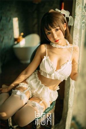【清楚系】美少女の白ランジェリーはほんと目の保養ですわwww 2