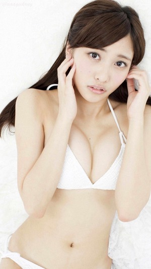 潔感とエロスが同居してるホワイトビキニ＆ホワイトランジェリーな女子画像！ 7