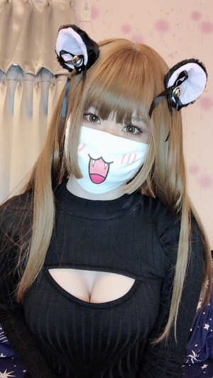 【清楚系ビッチ】Ｔｗｉｔｔｅｒでおっぱい自慢してる今どき女子のエロ自撮り！ 8