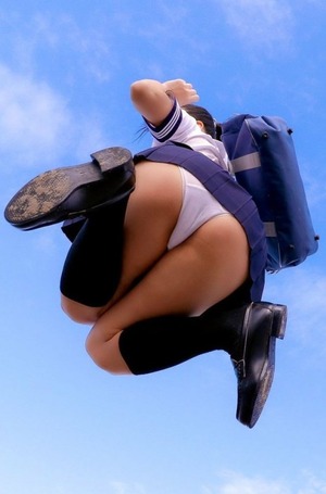 ニーソに生足！さわやかさとエロスを兼ね備えてるJK制服女子は目の保養ですなぁｗｗｗ 12